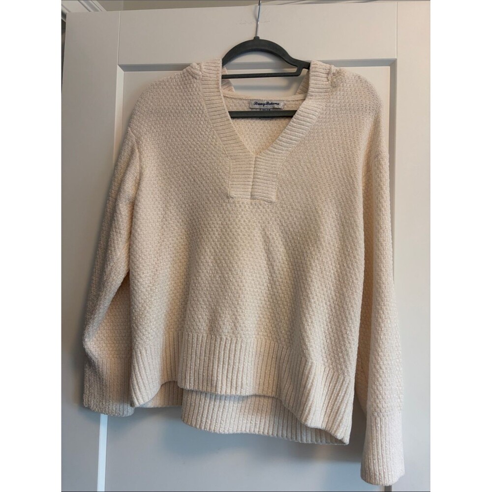 Tommy Bahama Cream V-Neck Textured Sweater